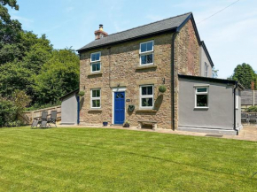 Holly Cottage